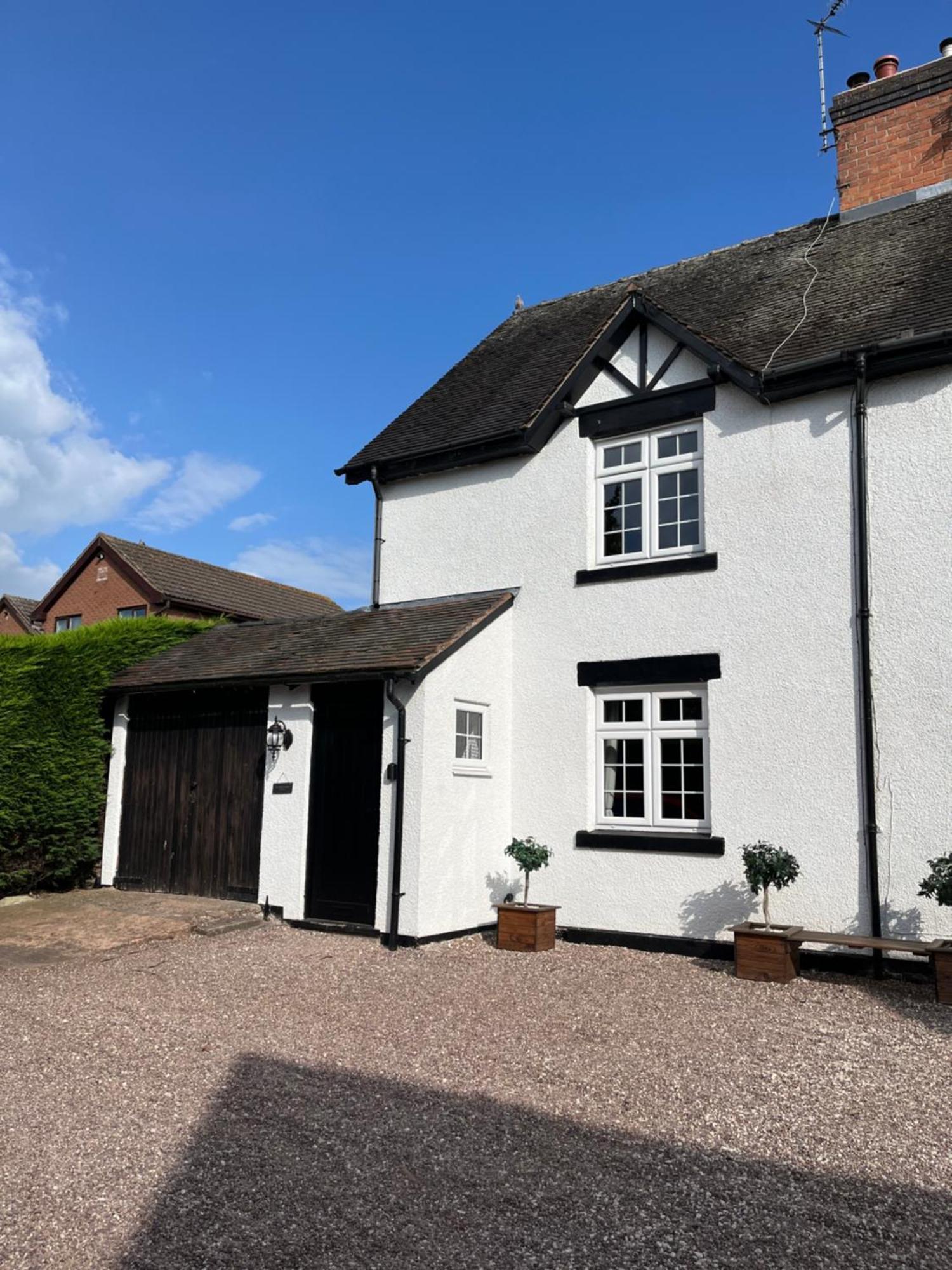 One Jubilee Cottages Shugborough Экстерьер фото